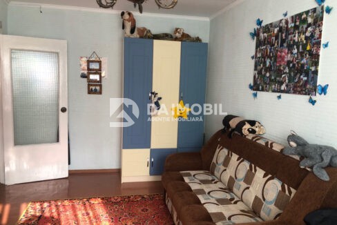 9f3b5faf6e619de561391f6a8fe0d3e9